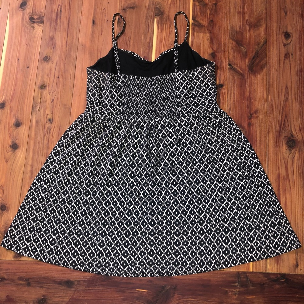 LOFT Black & White Dot Dress - Picture 4 of 7